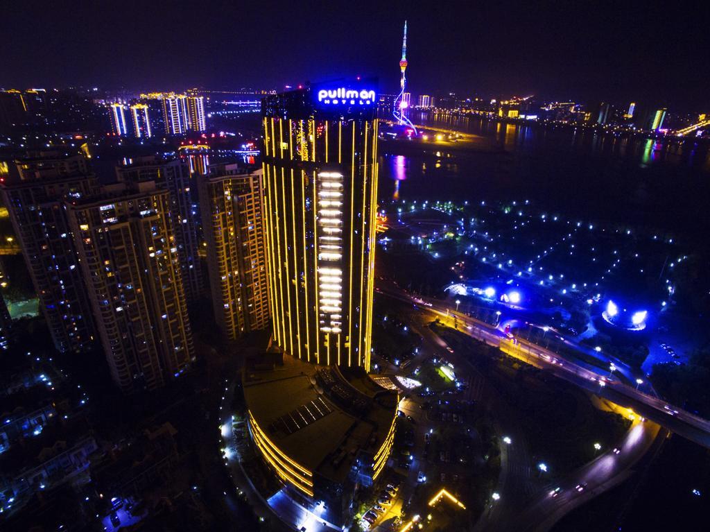 Pullman Linyi Lushang Exteriér fotografie